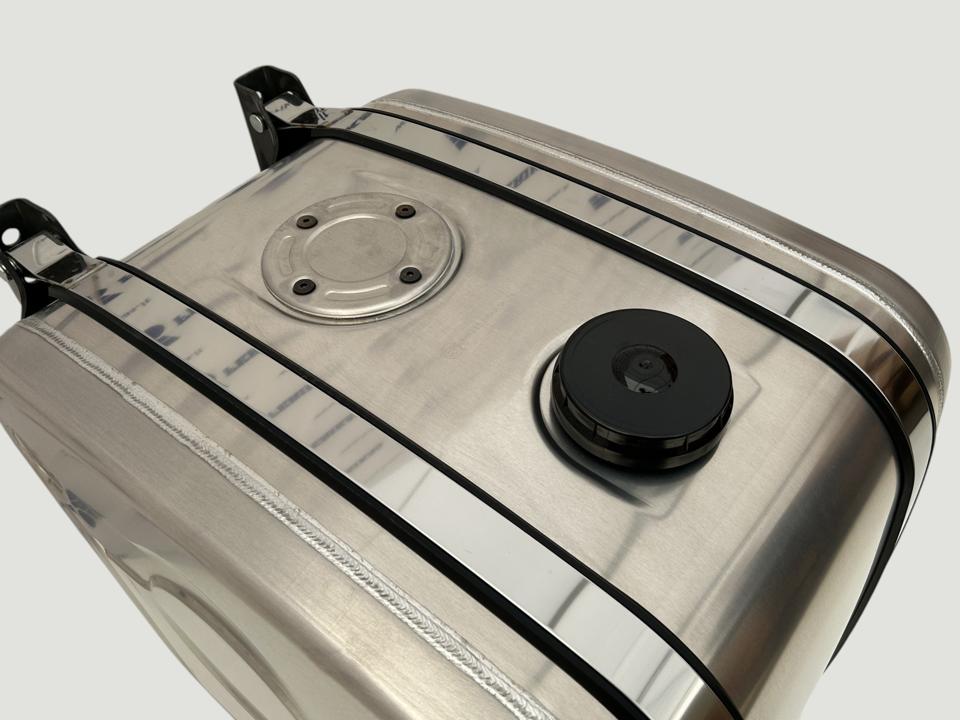 NEW Hydraulic tank 200L 620x675x500
