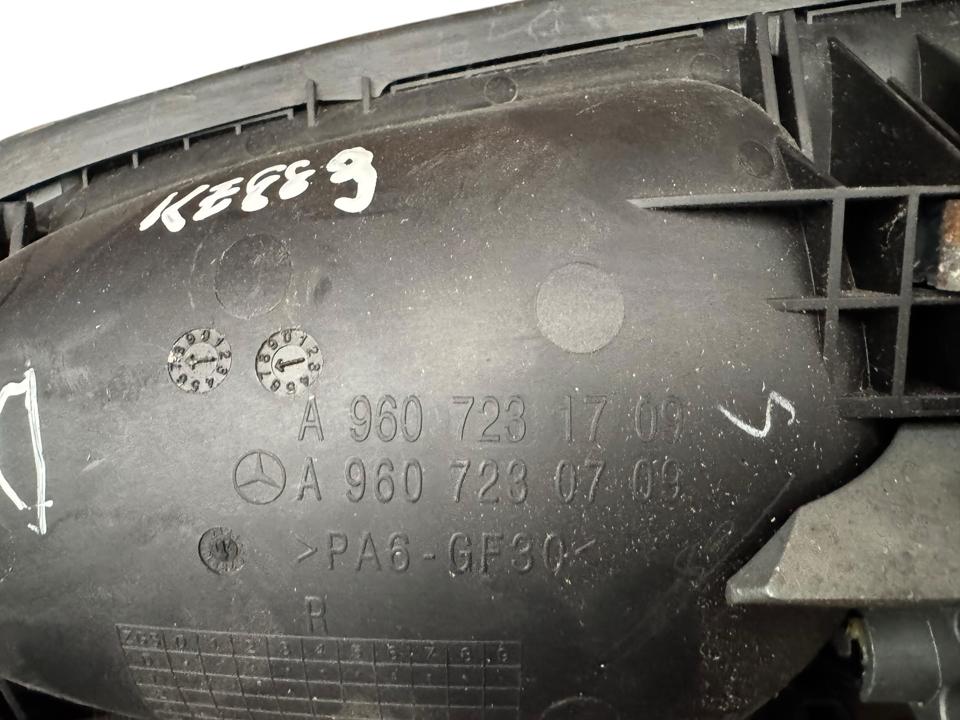 Išorinė durų rankena A9607231709 Mercedes-Benz Trucks ACTROS MP4 / MP5 2018 dešinė
