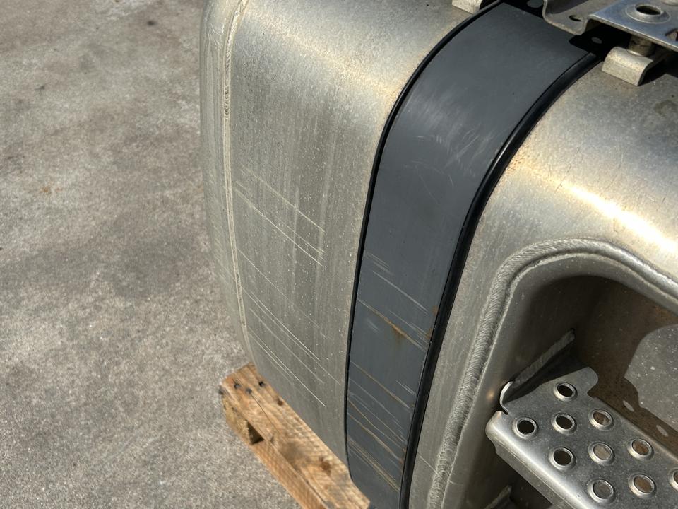 Kuro bakas A9604709502 490L Mercedes-Benz Trucks ACTROS MP4 / MP5 2021
