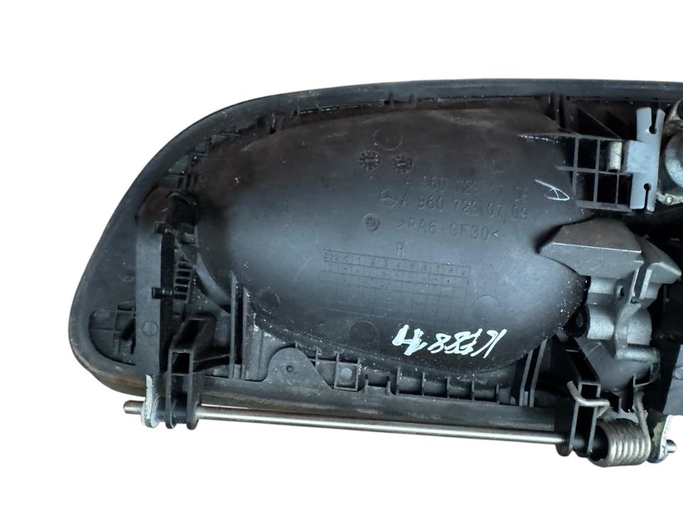 Exterior door handle A9607231709 Mercedes-Benz Trucks ACTROS MP4 / MP5 2018 Right