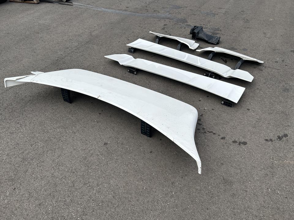 Cabin spoilers set 81629105331 MAN Trucks TGX II 2021