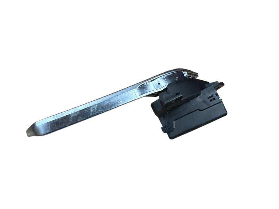 Interior door handle 3068571 Mercedes-Benz Trucks ACTROS MP4 / MP5 2018 Right