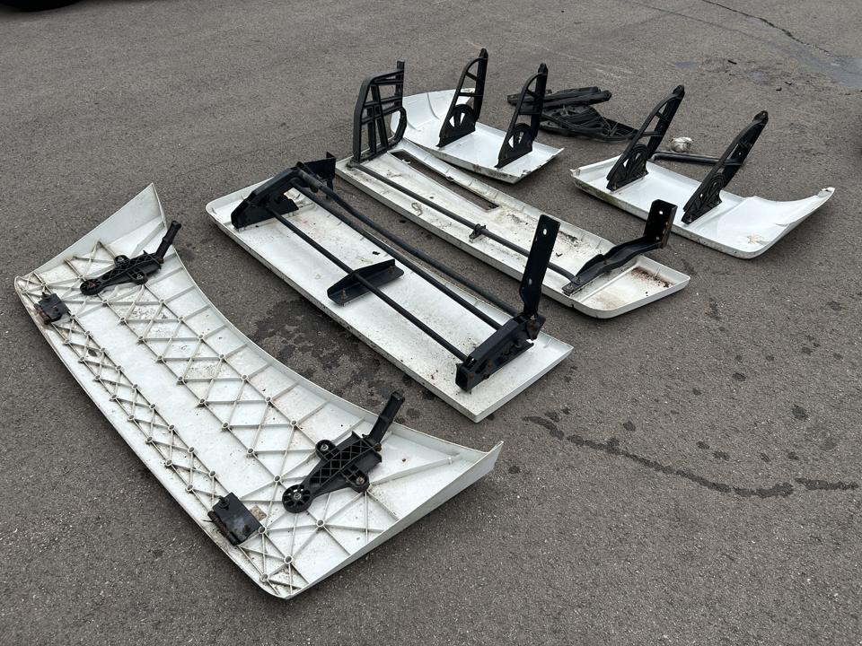 Cabin spoilers set 5801679739 Iveco Trucks STRALIS II 2015