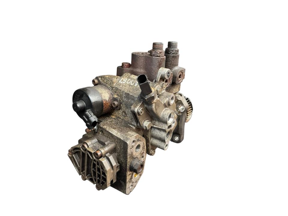 Kuro siurblys A4700902150 Mercedes-Benz Trucks ACTROS MP4 / MP5 2014