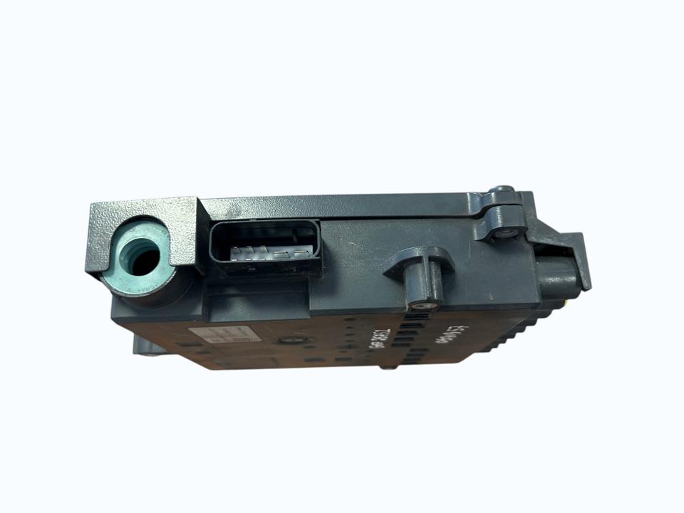 Центральное электрооборудование A9605462940 Mercedes-Benz Trucks ACTROS MP4 / MP5 2022