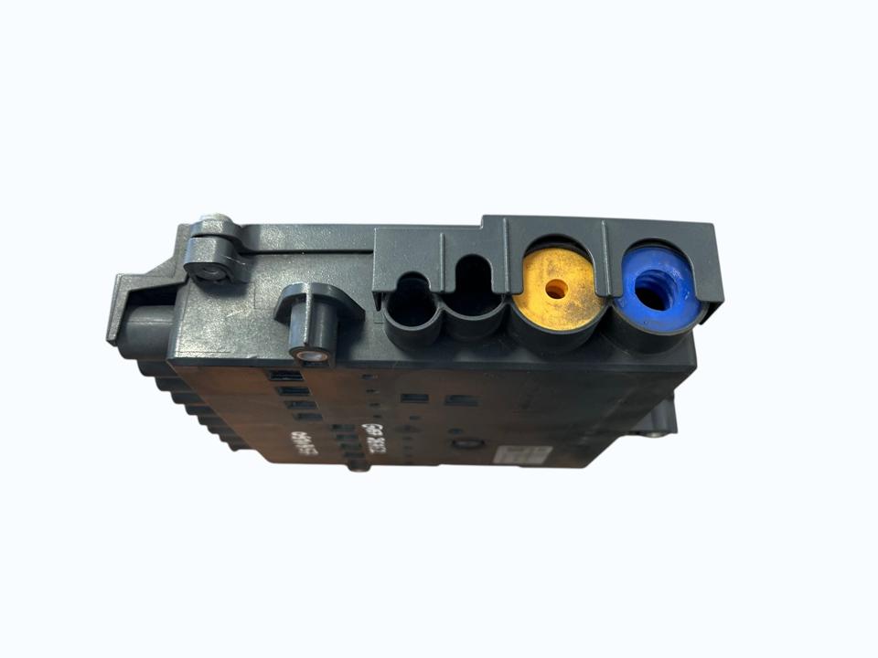 Центральное электрооборудование A9605462940 Mercedes-Benz Trucks ACTROS MP4 / MP5 2022