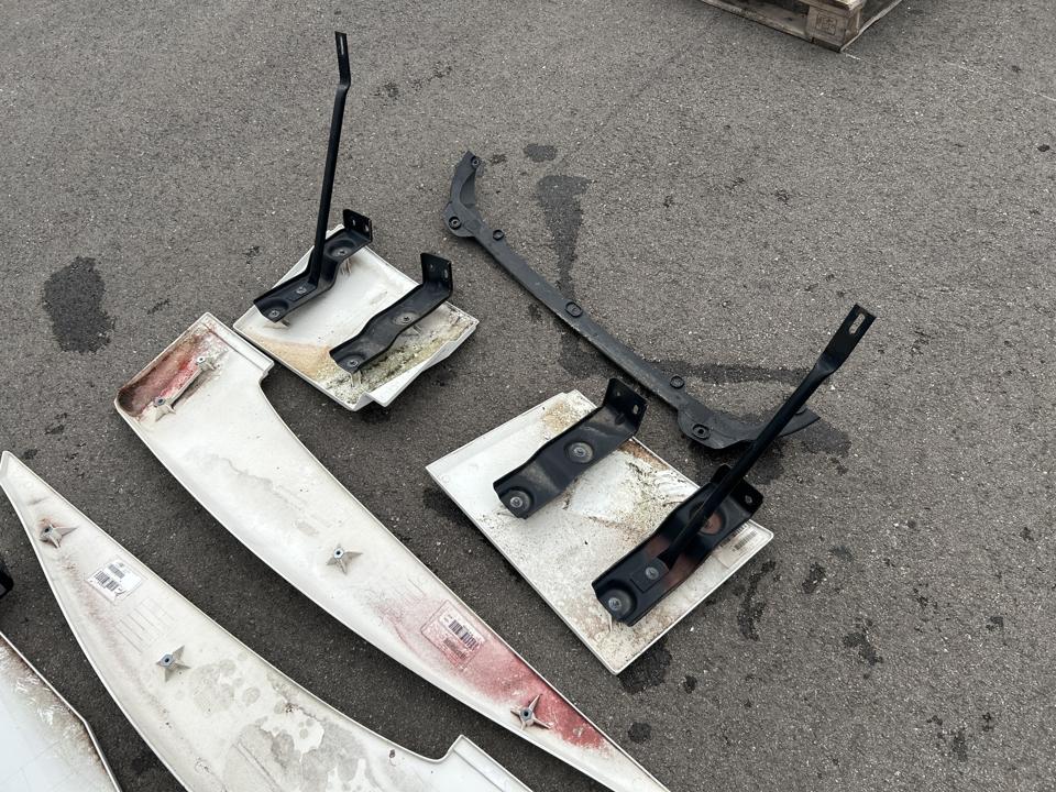 Cabin spoilers set 50124151 Renault Trucks T 2018