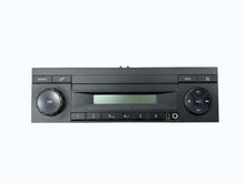 Audio System A0004466462 radio Mercedes-Benz Trucks ACTROS MP4 / MP5 2013