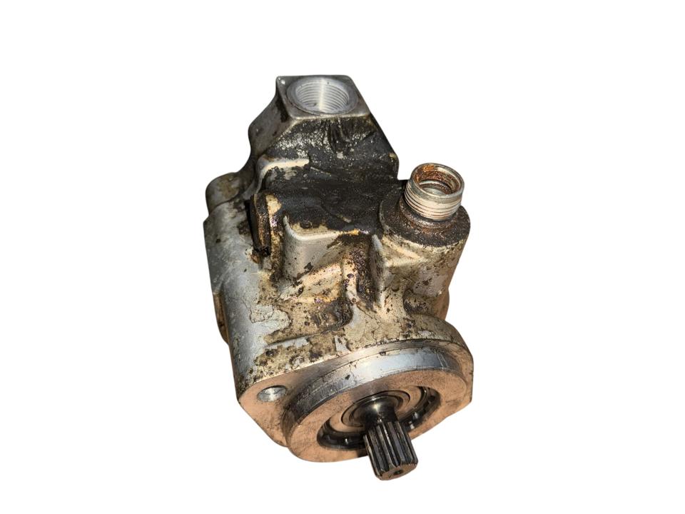 Hydraulic steering pump A9604600280 Mercedes-Benz Trucks ACTROS MP4 / MP5 2013