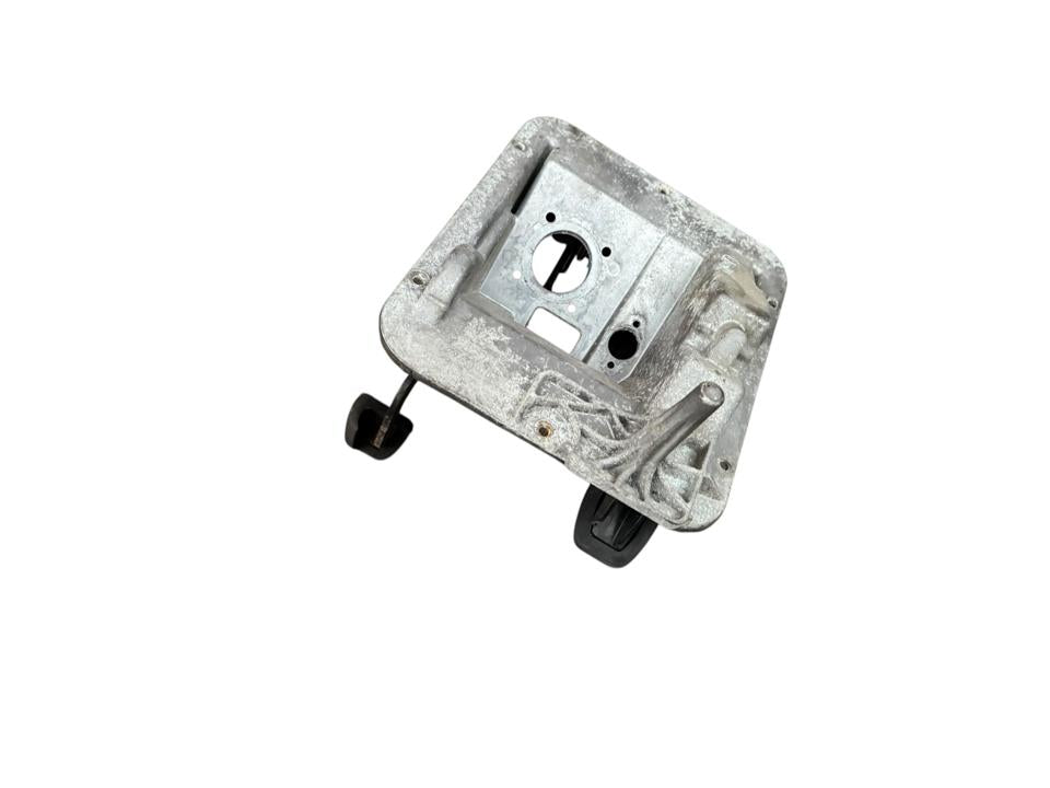 Brake pedal A9402940001 Mercedes-Benz Trucks ATEGO 2 2010