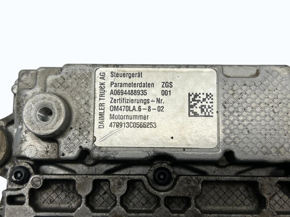 БУ двигателя A0024461135 MCM2.1 Mercedes-Benz Trucks ACTROS MP4 / MP5 2020