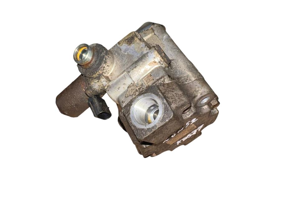 Hydraulic steering pump A9604600380 Mercedes-Benz Trucks ACTROS MP4 / MP5 2018