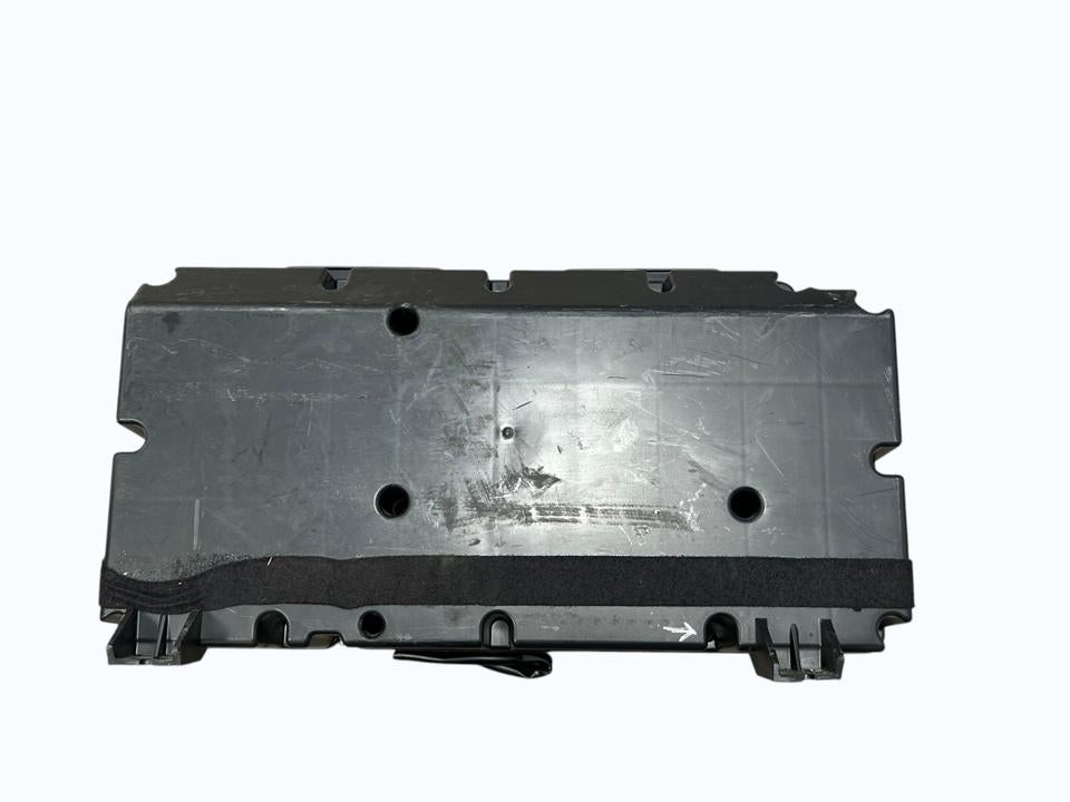 Audio System A0018207102 subwoofer Mercedes-Benz Trucks ACTROS MP4 / MP5 2020