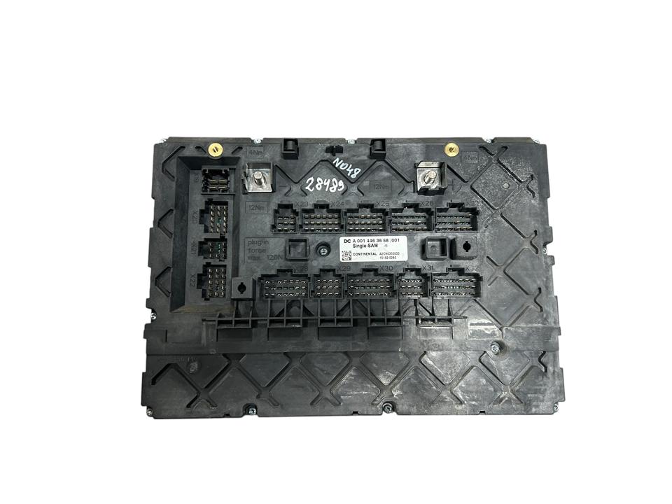 Блок предохранителей A0014463658 Single-SAM Mercedes-Benz Trucks ACTROS MP4 / MP5 2015