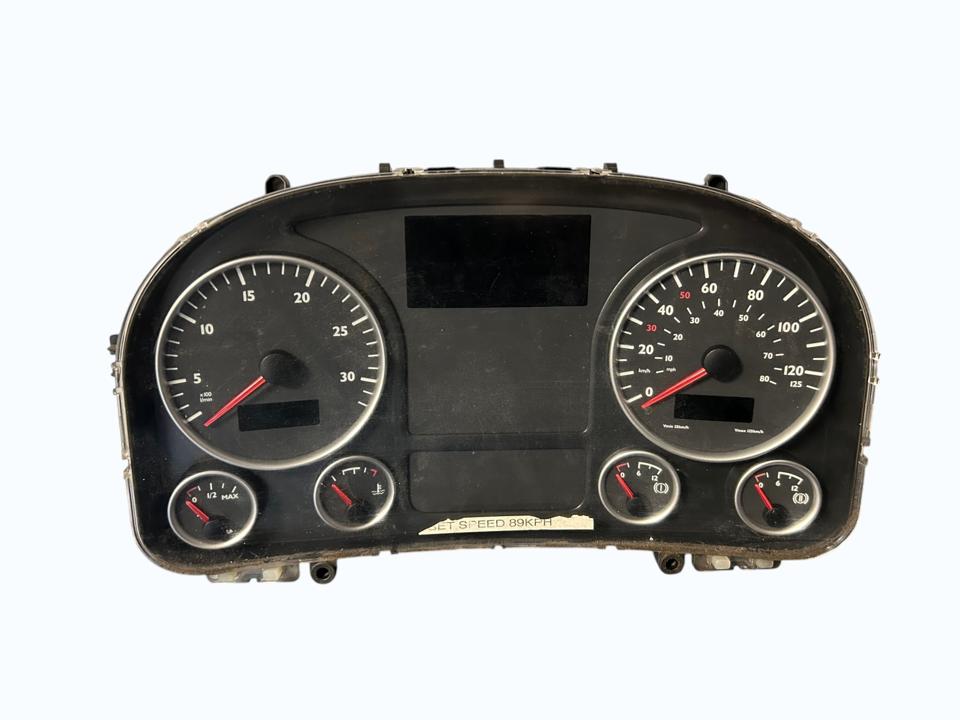 Prietaisų skydelis 81272026233 UK MAN Trucks TGX I 2015