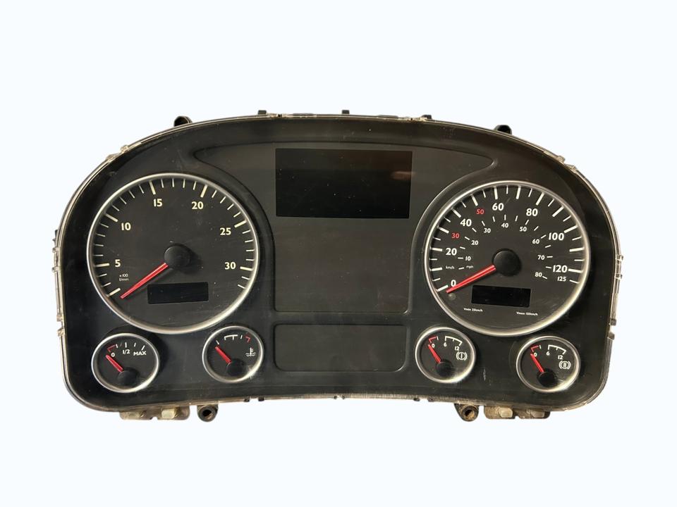 Instrument cluster 81272026227 UK MAN Trucks TGX I 2013