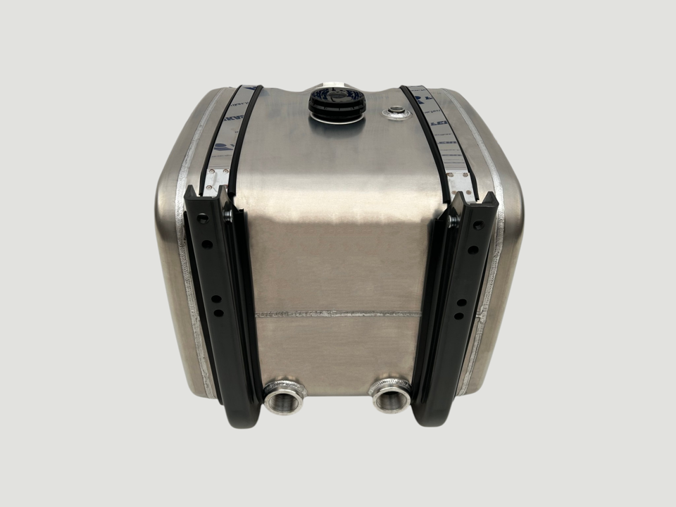 NEW hydraulic tank 200L 560x640x630 angled filter