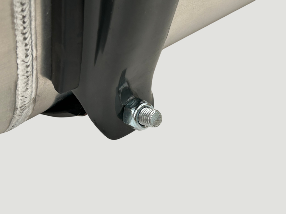 NEW hydraulic tank 200L 560x640x630 angled filter