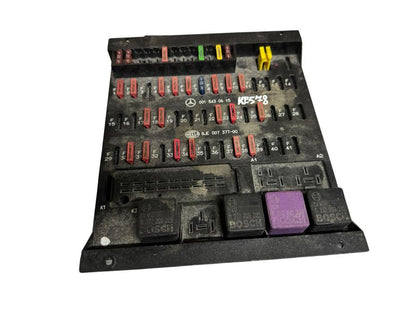 Fuse box A0015430615 Mercedes-Benz Trucks ACTROS MP2 / MP3 2002