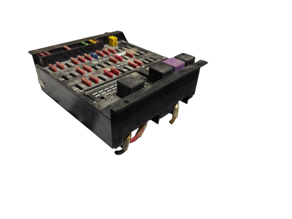 Fuse box A0015430615 Mercedes-Benz Trucks ACTROS MP2 / MP3 2002
