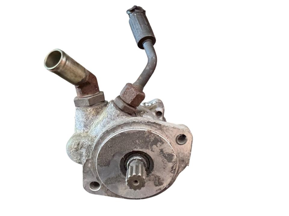 Steering pump A0034601680 Mercedes-Benz Trucks ATEGO 3 2014