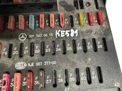 Saugiklių blokas A0015430615 Mercedes-Benz Trucks ACTROS MP2 / MP3 2002