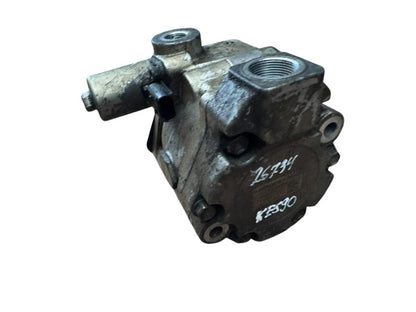 Hydraulic steering pump A9604600380 Mercedes-Benz Trucks ACTROS MP4 / MP5 2017