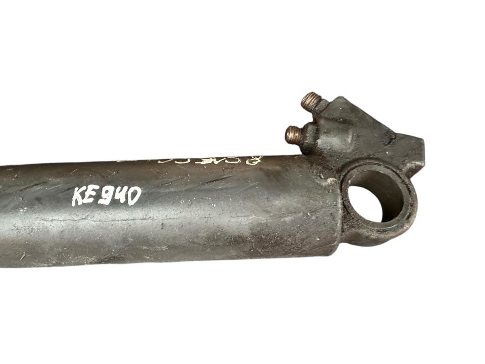 Kabinos pakėlimo cilindras A9735530005 Mercedes-Benz Trucks ACTROS MP4 / MP5 2010