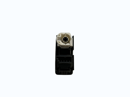 Sensors/Switches 81254320543 AUX USB MAN Trucks TGX II 2021