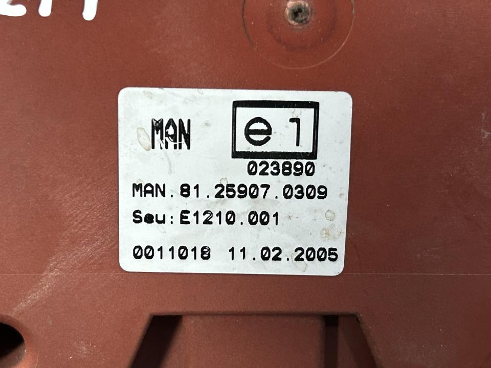 Voltage converter 81259070309 MAN Trucks TGX I 2005