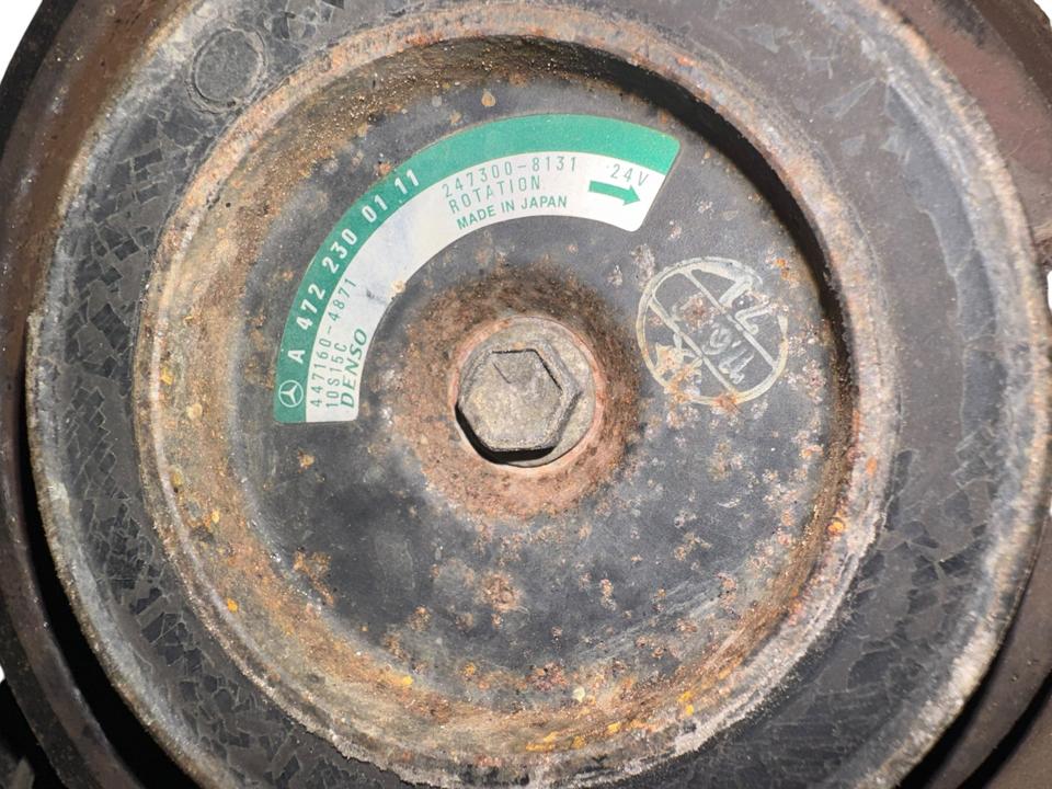 Air conditioning compressor A4722300111 Mercedes-Benz Trucks ANTOS 2017