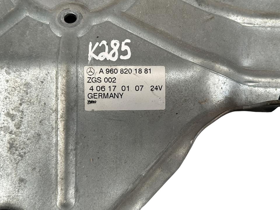 Valytuvų mechanizmo laikiklis A9608201881 Mercedes-Benz Trucks ACTROS MP4 / MP5 2017