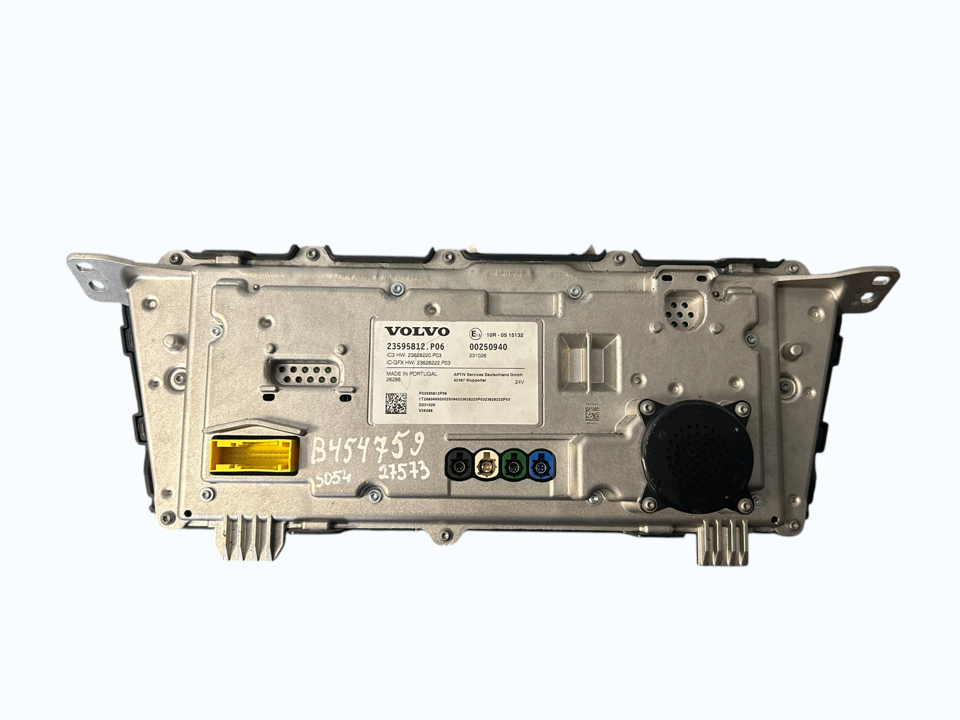 Instrument cluster 23595812 Volvo Trucks FH III 2023