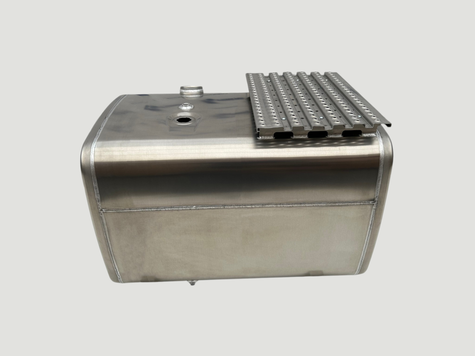 НОВЫЙ MAN 460L топливный бак со ступенями 700x700x1100