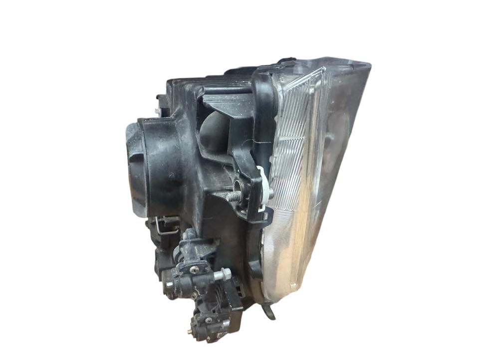 Headlight A9608200339 Mercedes-Benz Trucks ACTROS MP4 / MP5 2018 Right Front