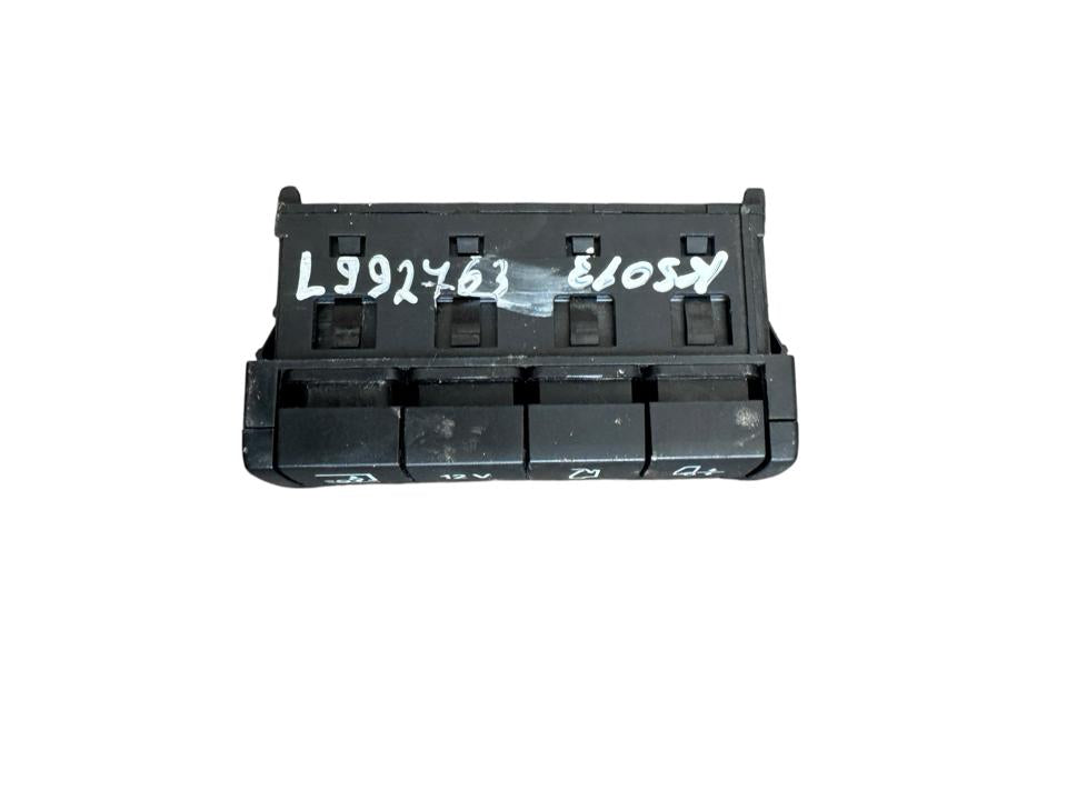 Interior control switches A9605400046 Mercedes-Benz Trucks ACTROS MP4 / MP5 2018