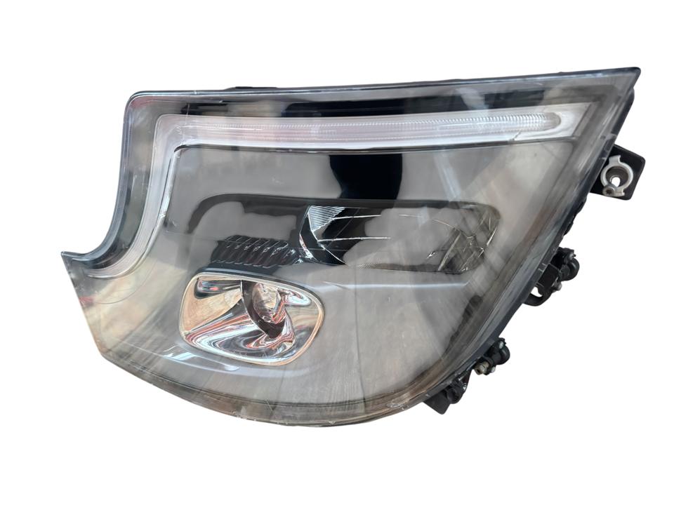 Headlight A9618200859 Mercedes-Benz Trucks ACTROS MP4 / MP5 2022 Left Front