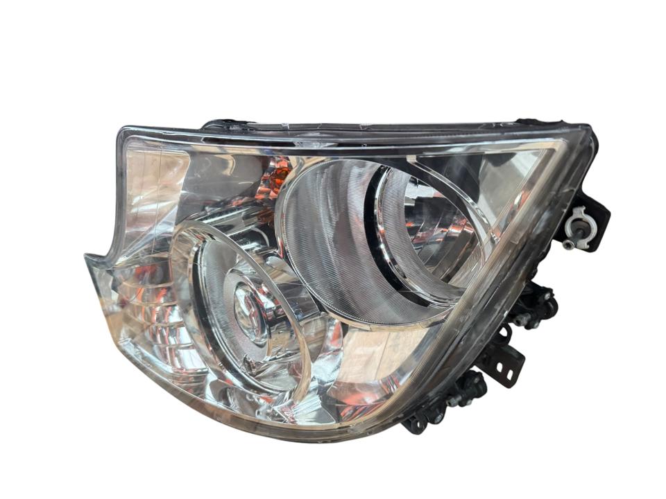 Headlight A9608200639 Mercedes-Benz Trucks ACTROS MP4 / MP5 2023 Left Front