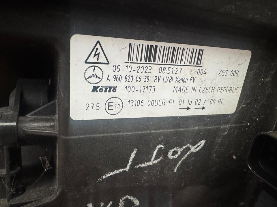 Headlight A9608200639 Mercedes-Benz Trucks ACTROS MP4 / MP5 2023 Left Front