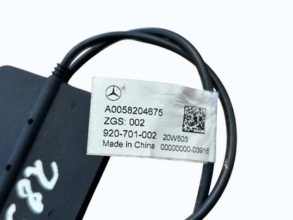 antena A0058204675 Mercedes-Benz Trucks ACTROS MP4 / MP5 2021