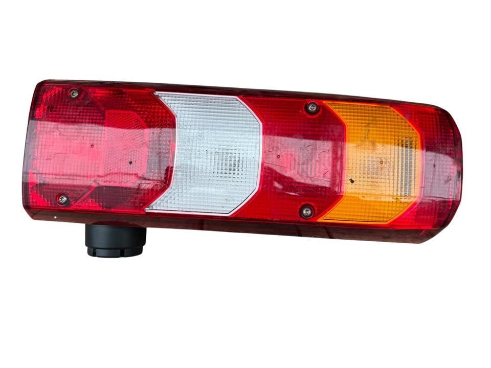 Galinis žibintas A0035449103 Mercedes-Benz Trucks ACTROS MP4 / MP5 2018 dešinė