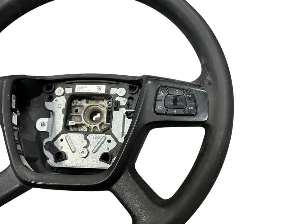 Руль A9604608403 Mercedes-Benz Trucks ACTROS MP4 / MP5 2022