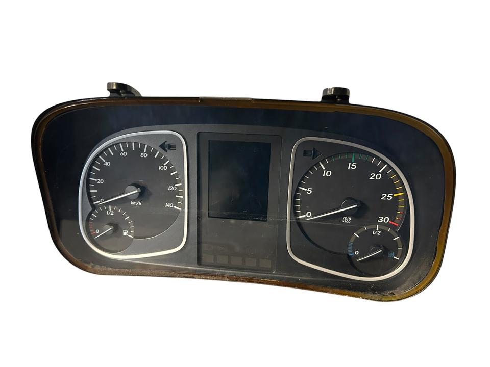 Панель приборов A9674466521 UK Mercedes-Benz Trucks ATEGO 3 2018