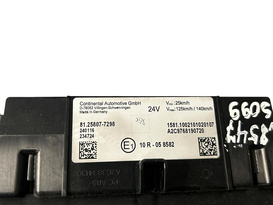 Панель приборов 81258077298 MAN Trucks TGX II 2024