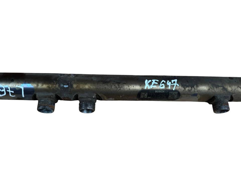 Топливная рампа A4710780245 Mercedes-Benz Trucks ACTROS MP4 / MP5 2013