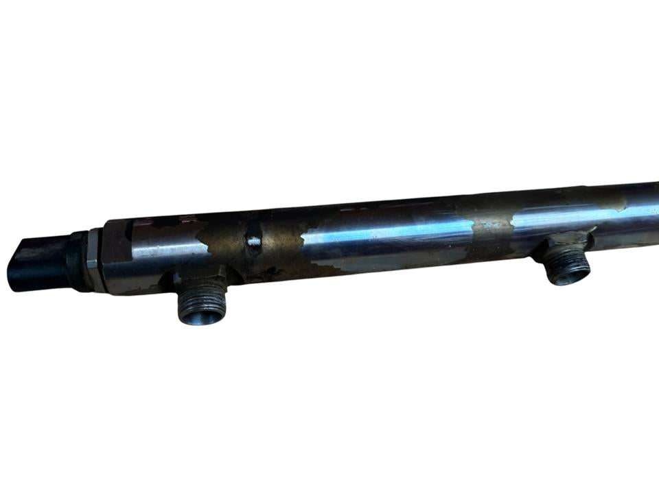 Топливная рампа A4710780245 Mercedes-Benz Trucks ACTROS MP4 / MP5 2013