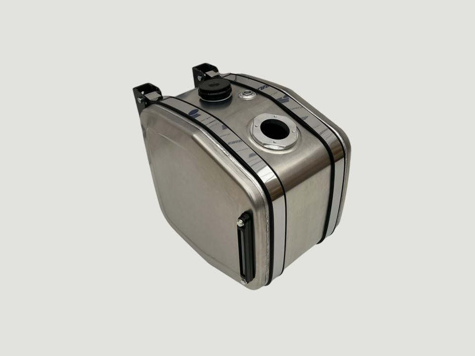 НОВЫЙ Гидравлический бак 120L 590x630x446