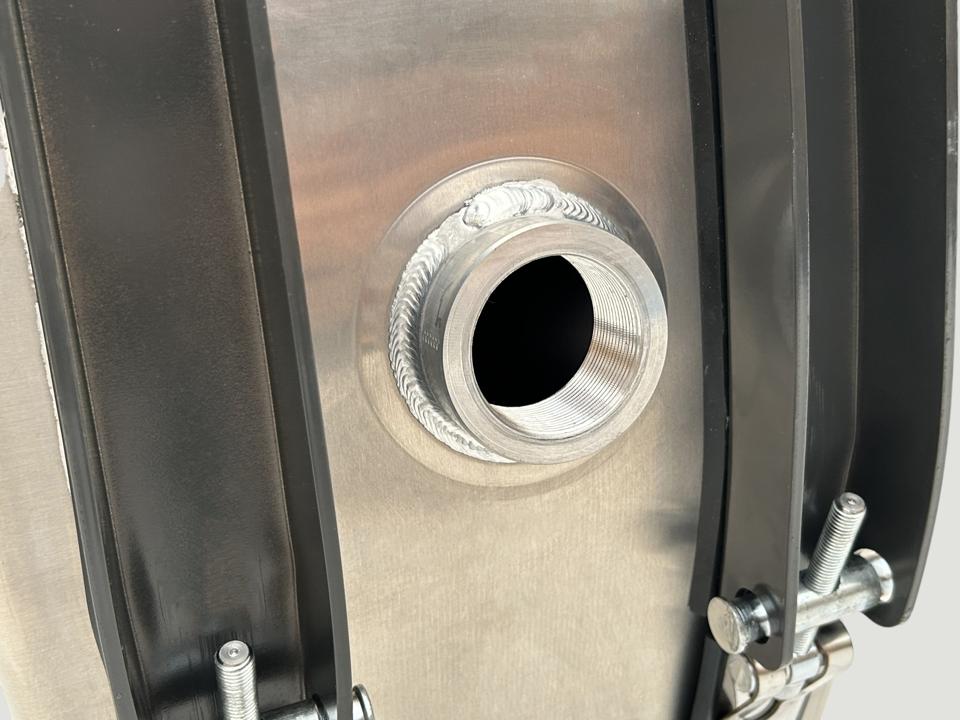 NAUJAS hidraulinis bakas 100L 590x630x376