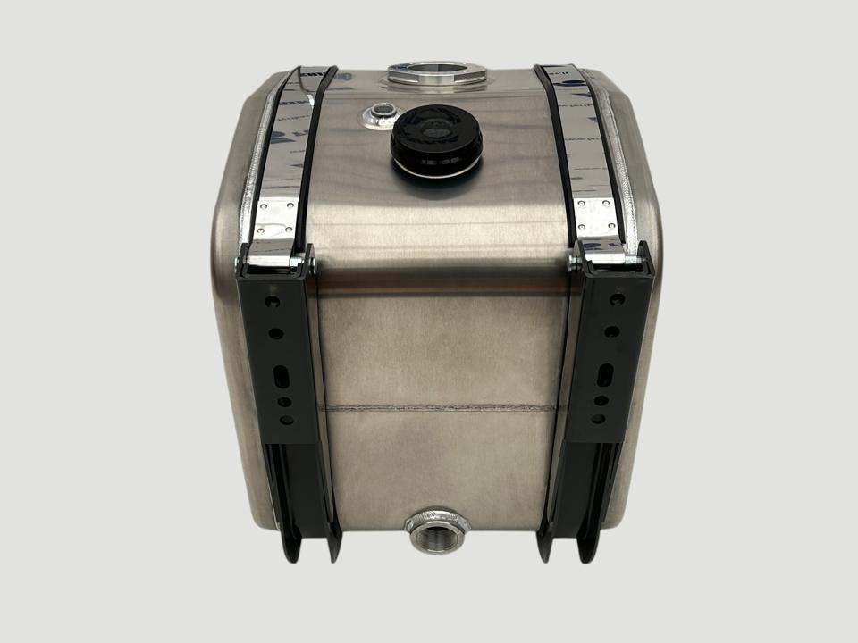 НОВЫЙ Гидравлический бак 150L 590x630x546