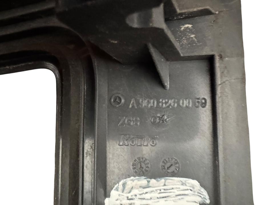 Plastic trim A9608260059 Mercedes-Benz Trucks ACTROS MP4 / MP5 2018